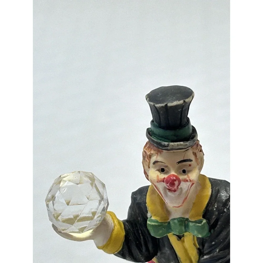 Vintage 2.75” Circus Clown Resin Figurine KG‎ Top Hat Crystal Ball